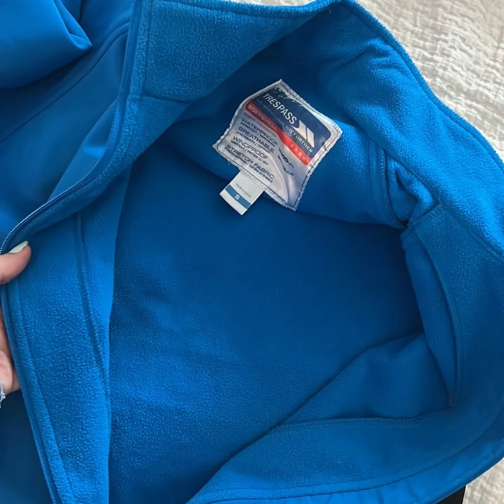 TRESPASS softshell waterproof 3000 blue S